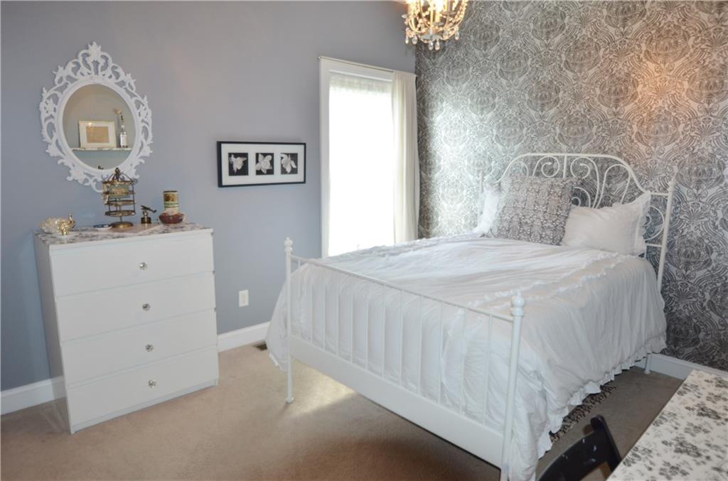 206 Pflug Road New Brighton, PA 15066 - Photo 11 of 25