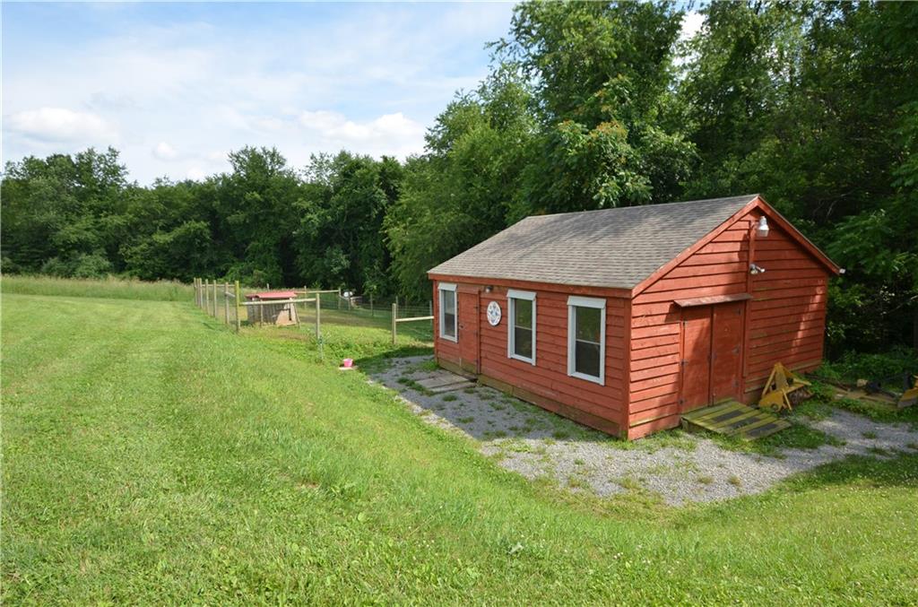206 Pflug Road New Brighton, PA 15066 - Photo 20 of 25