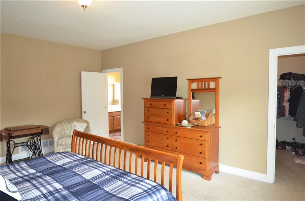 206 Pflug Road New Brighton, PA 15066 - Photo 9 of 25