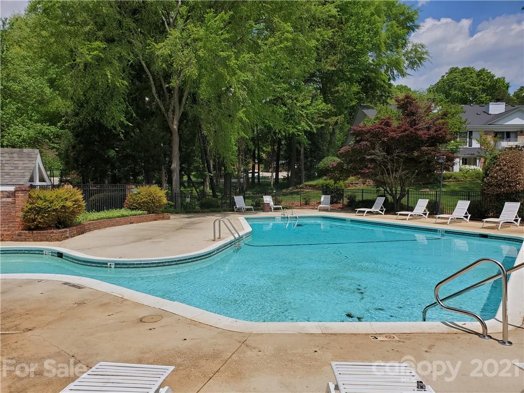 7311 Hopeton Road Charlotte, NC 28210 - Photo 32 of 39 Gallery Image 32