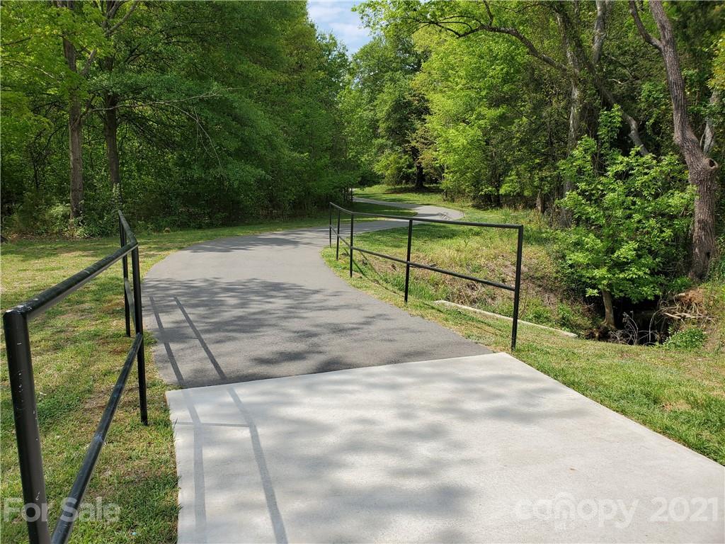 7311 Hopeton Road Charlotte, NC 28210 - Photo 35 of 39 Gallery Image 35