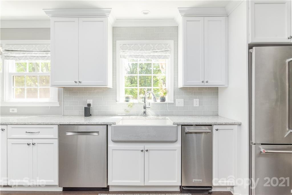 7311 Hopeton Road Charlotte, NC 28210 - Photo 9 of 39 Gallery Image 9