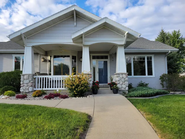 $475,000 | 1633 3rd Street West, West Fargo, ND 58078