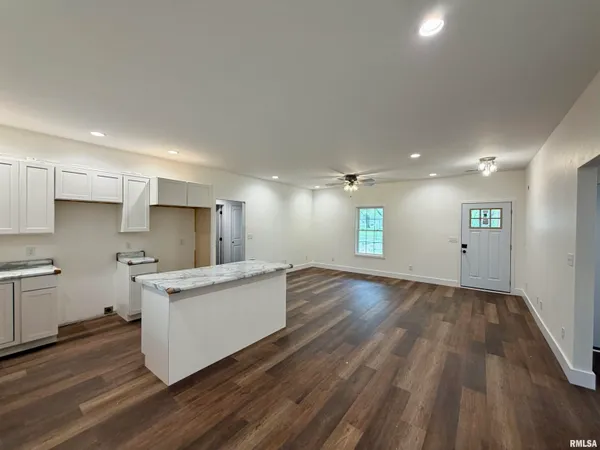 $289,000 | 635 Anderson Street, Carterville, IL 62918