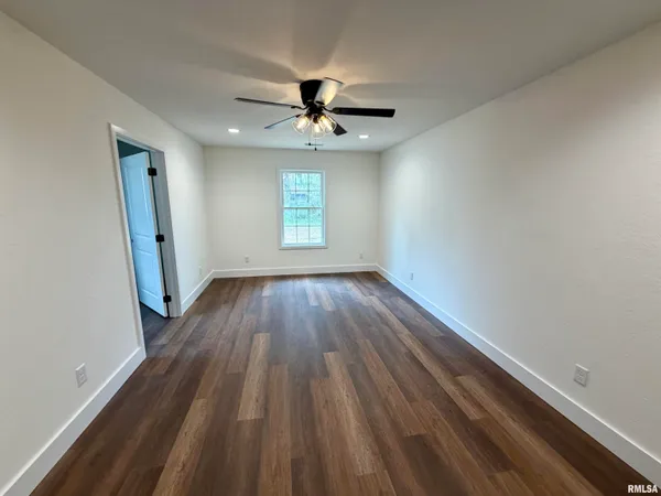 $289,000 | 635 Anderson Street, Carterville, IL 62918