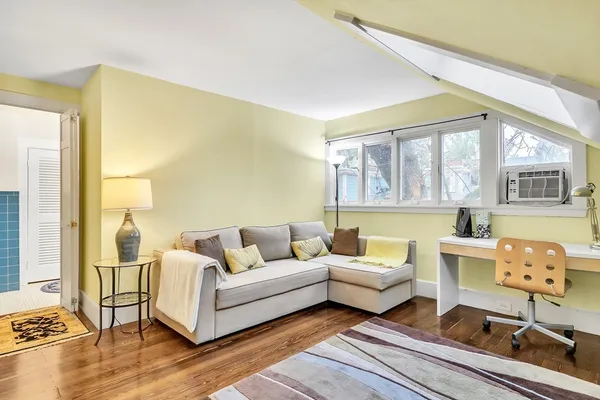$2,750,000 | 86 Avon Hill Street, Cambridge, MA 02140