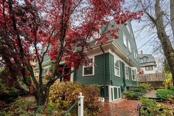 $2,750,000 | 86 Avon Hill Street, Cambridge, MA 02140