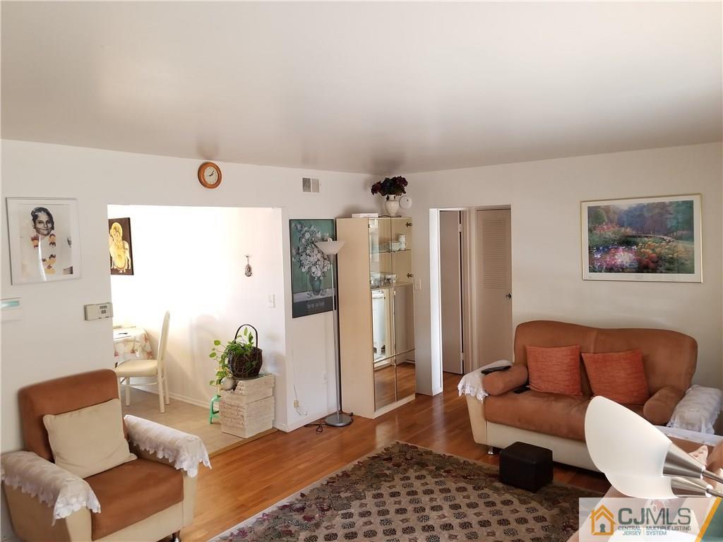 161 Evergreen Road, Unit 2A Edison, NJ 08837 - Photo 5 of 16 Gallery Image 5