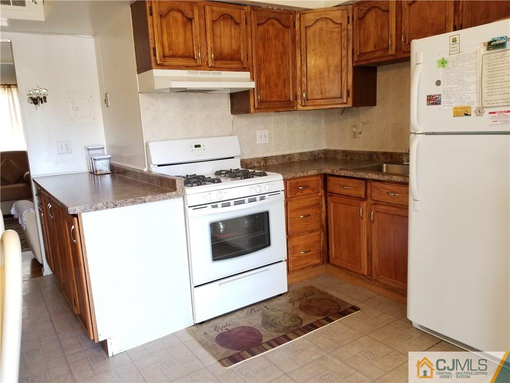 161 Evergreen Road, Unit 2A Edison, NJ 08837 - Photo 10 of 16 Gallery Image 10