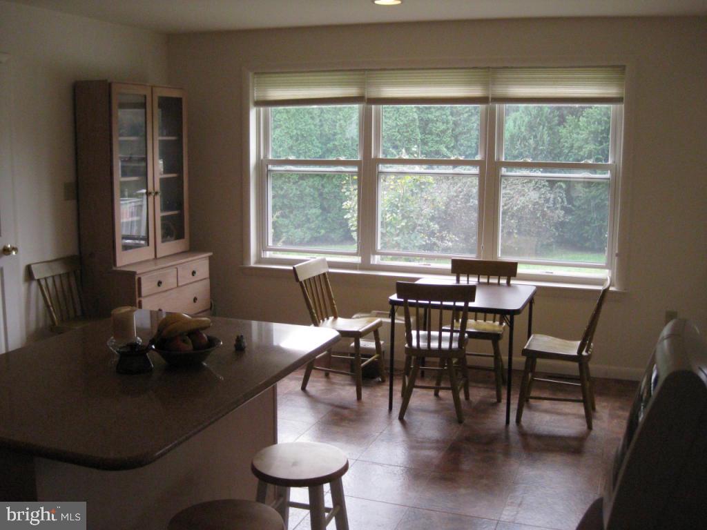 330 Gochnauer Avenue Lititz, PA 17543 - Photo 8 of 18
