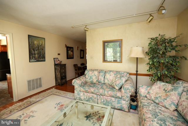 1740 Fairmount Road Hampstead, MD 21074 - Photo 17 of 69