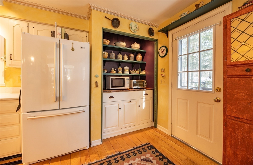 469 Sylvester Road Northampton, MA 01062 - Photo 16 of 42