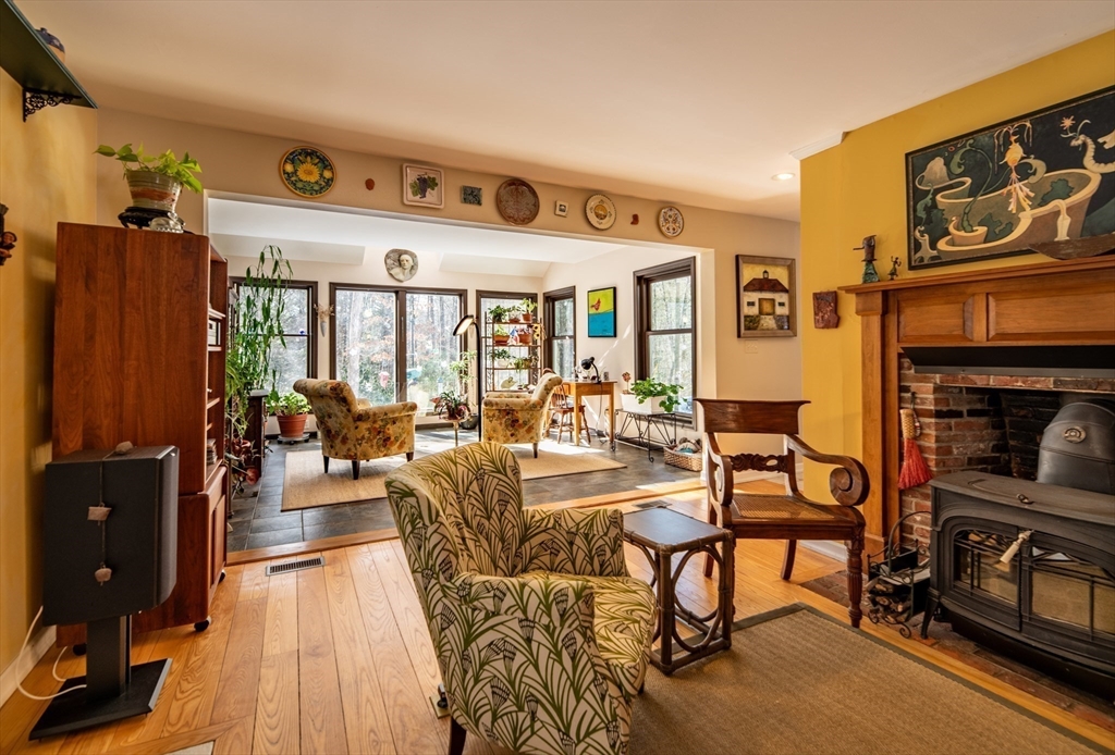 469 Sylvester Road Northampton, MA 01062 - Photo 19 of 42