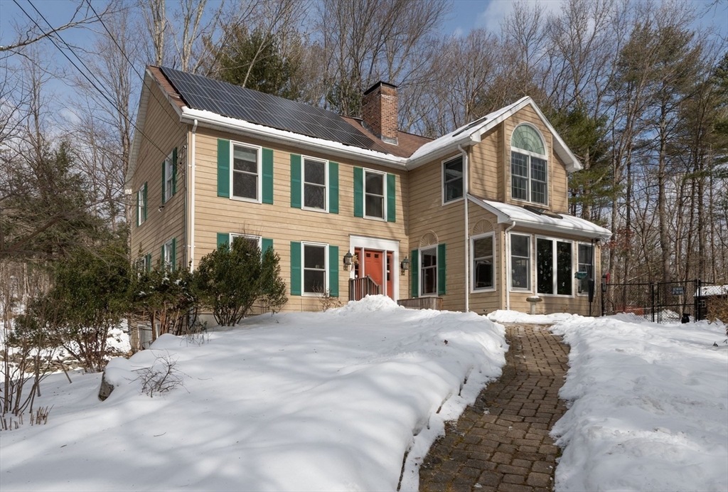 469 Sylvester Road Northampton, MA 01062 - Photo 2 of 42