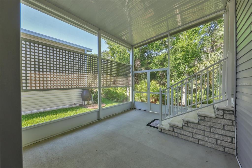 3607 70th Avenue East Ellenton, FL 34222 - Photo 29 of 43 a view of outdoor space with porch