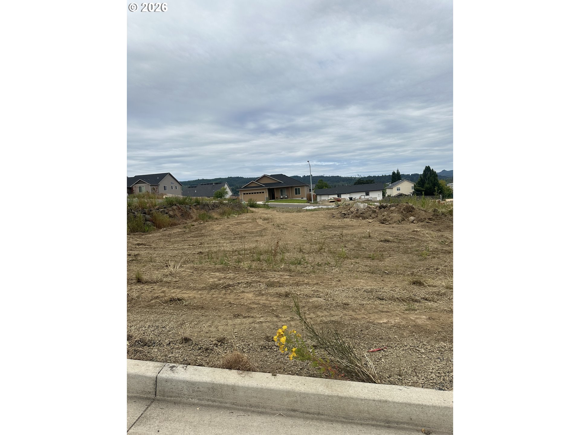 664 Boulder Loop Creswell, OR 97426 - Photo 4 of 4
