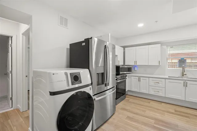 $1,199,000 | 3103 16th Street North, St. Petersburg, FL 33704