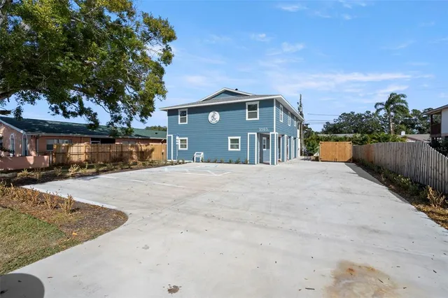 $1,199,000 | 3103 16th Street North, St. Petersburg, FL 33704