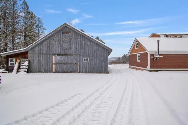 $1,395,000 | 81 Brigham Hill Road, Essex, VT 05452