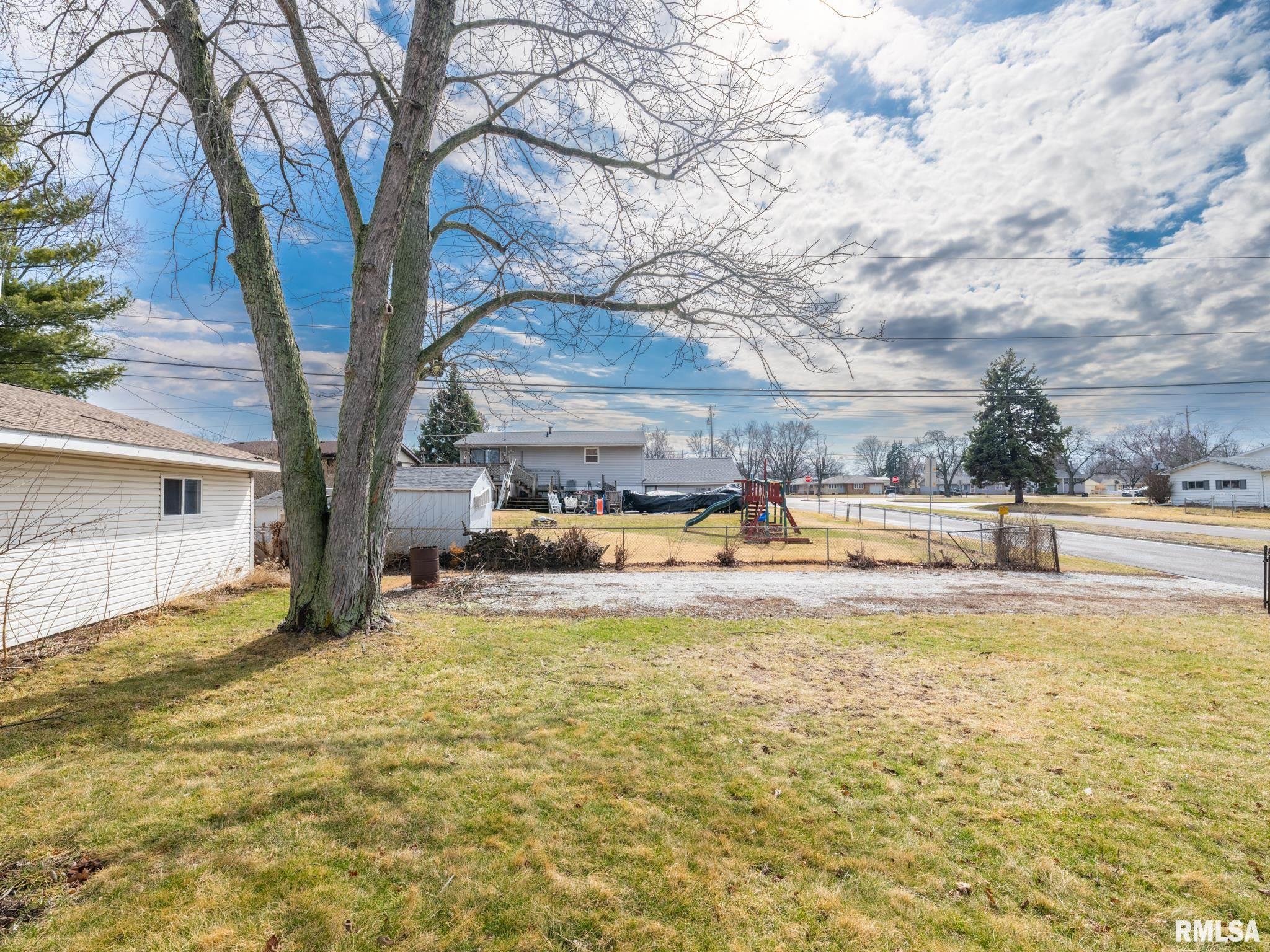 2239 Linnhill Lane Washington, IL 61571 - Photo 56 of 61