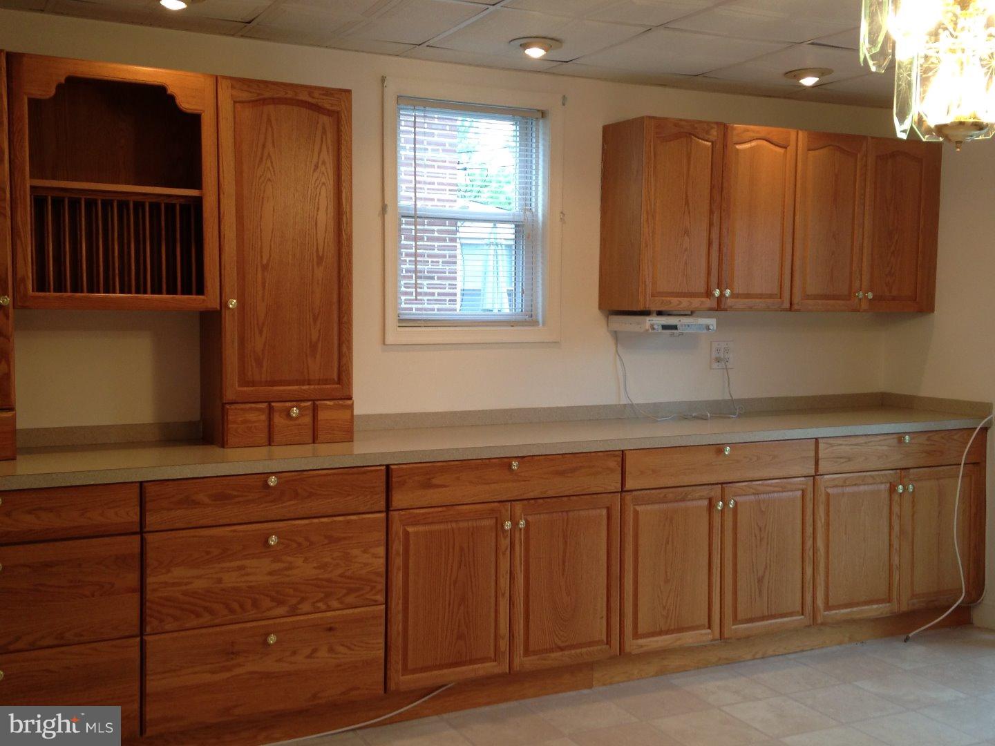 611 Michell Street Ridley Park, PA 19078 - Photo 4 of 25 Kitchen