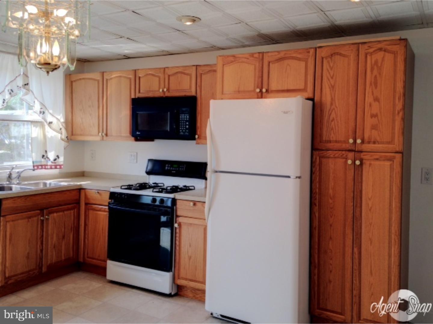611 Michell Street Ridley Park, PA 19078 - Photo 5 of 25 Kitchen