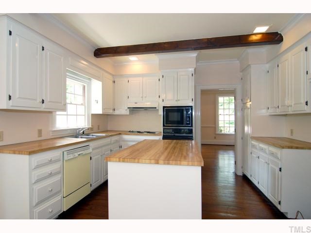 3404 Landor Road Raleigh, NC 27609 - Photo 4 of 12