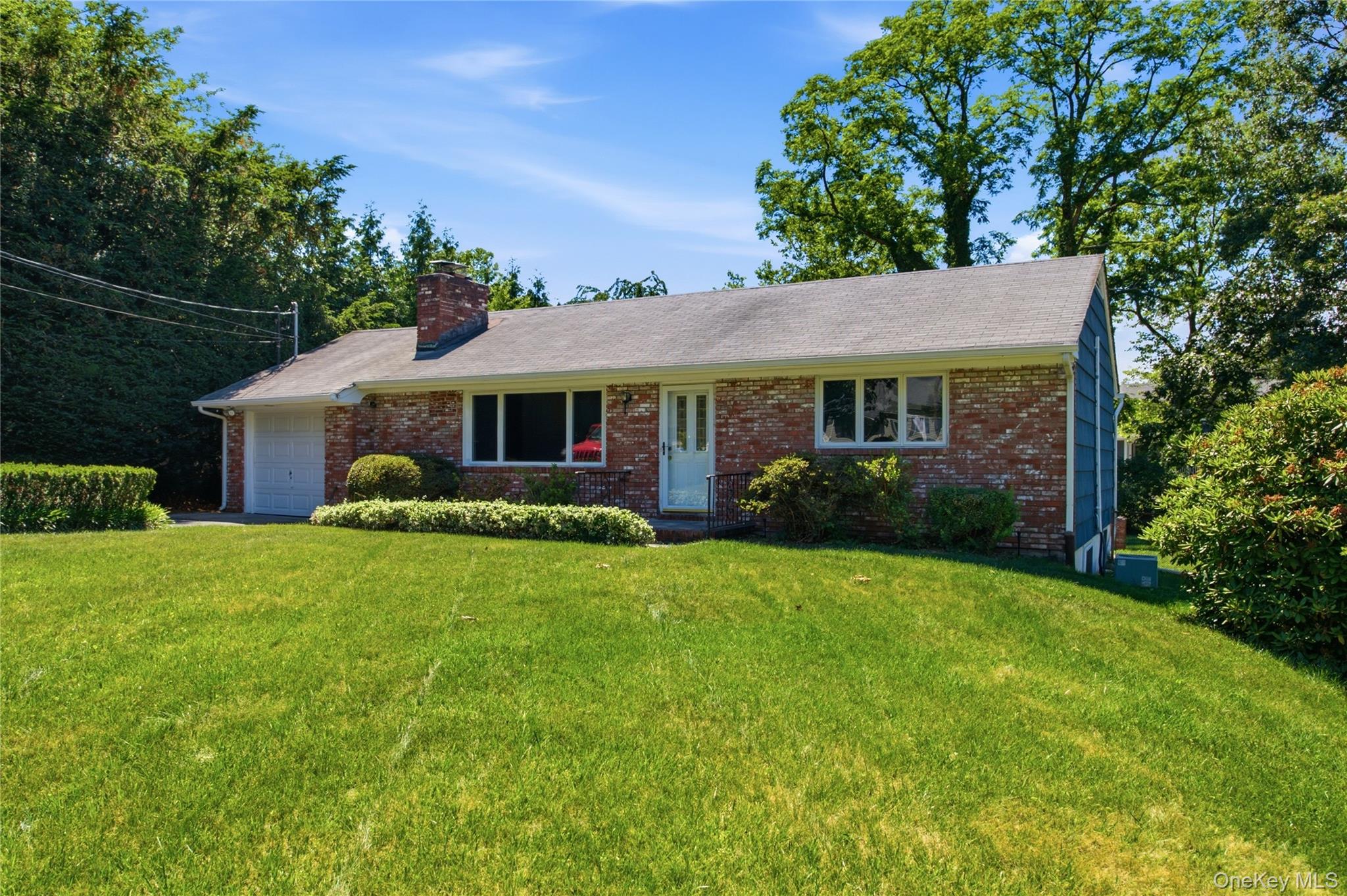 58 Juniper Road Kings Park, NY 11754 - Photo 3 of 33