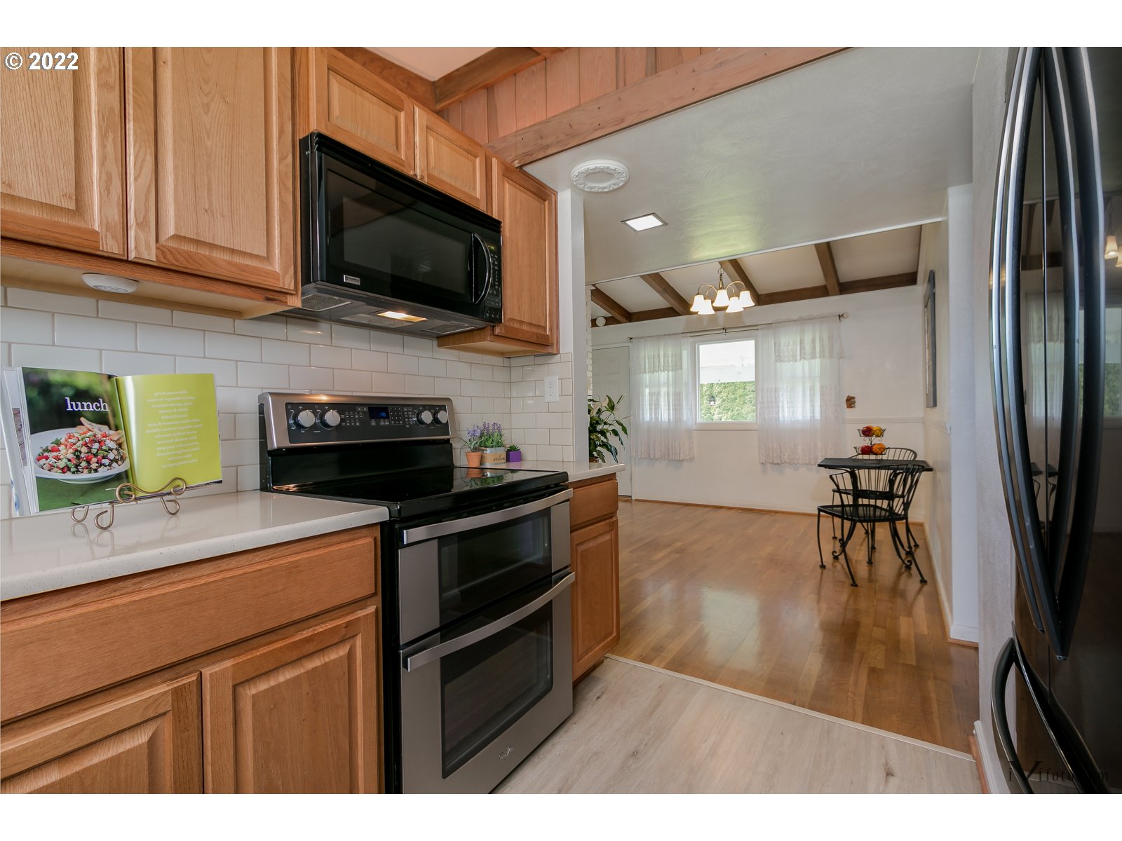 2466 Shadylane Drive Springfield, OR 97477 - Photo 9 of 27 Gallery Image 9