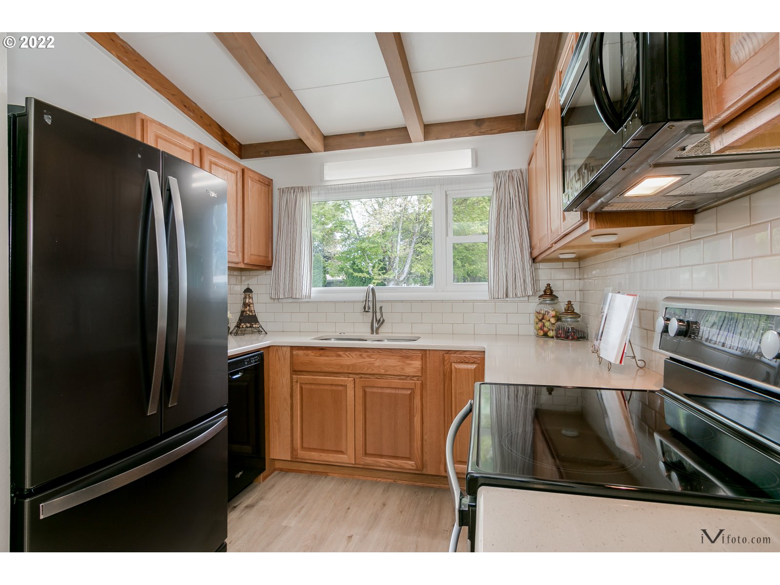 2466 Shadylane Drive Springfield, OR 97477 - Photo 10 of 27 Gallery Image 10