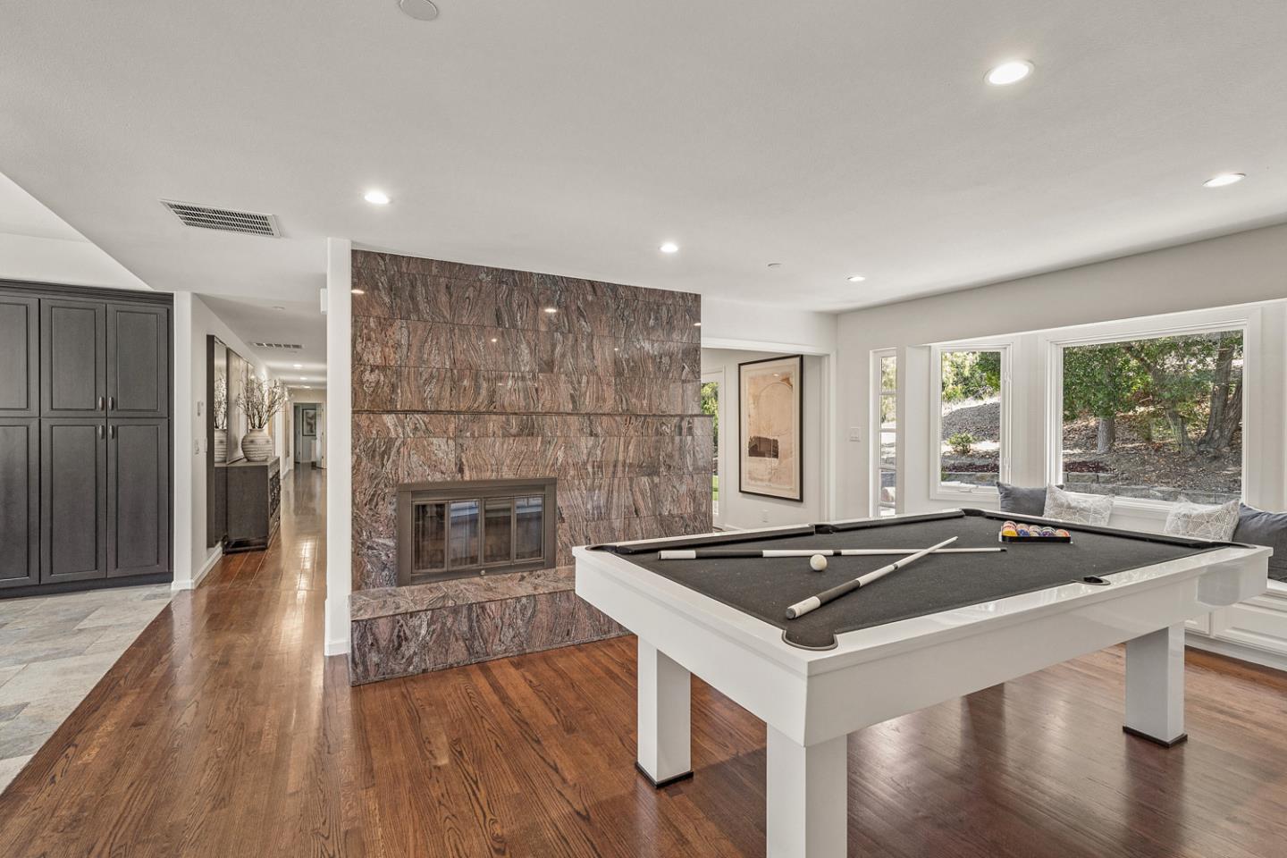12882 Viscaino Road Los Altos Hills, CA 94022 - Photo 16 of 52