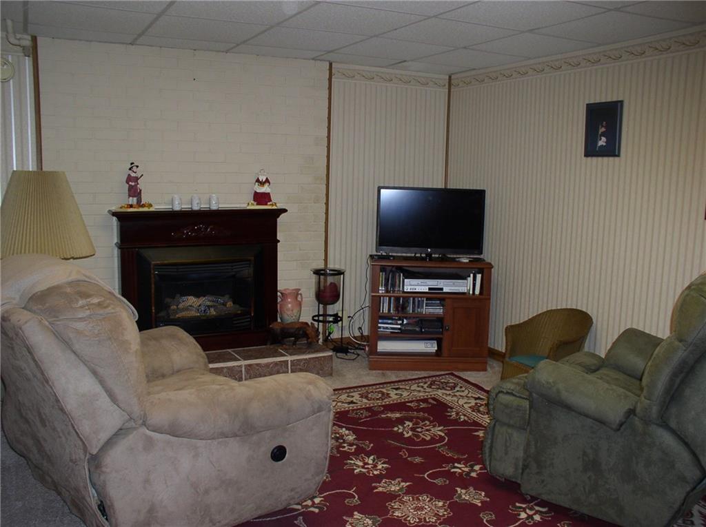 724 Mercer Road Butler, PA 16001 - Photo 14 of 24 Gallery Image 14