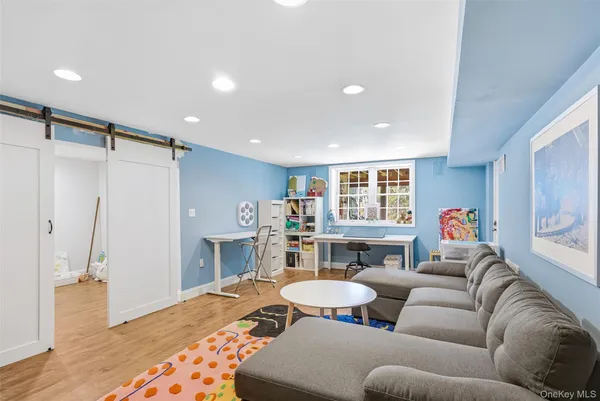 $2,300,000 | 20 Forest Lane, Scarsdale, NY 10583