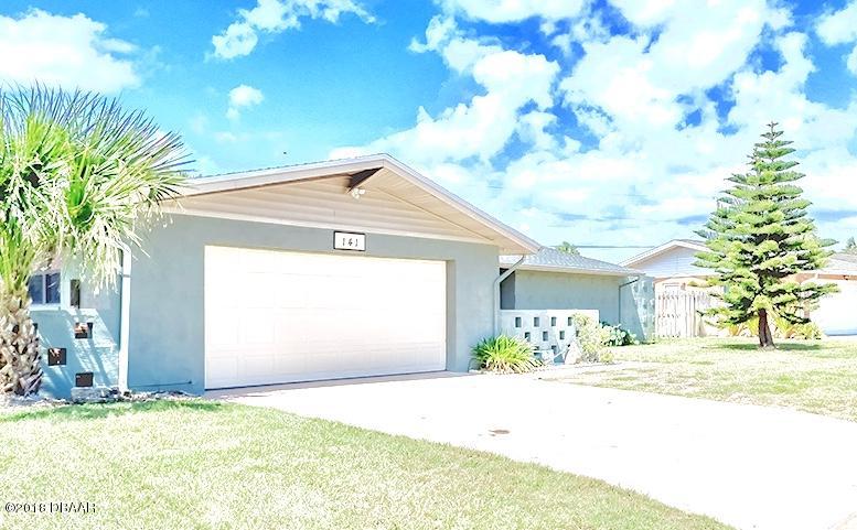 141 Beau Rivage Drive Ormond Beach, FL 32176 - Photo 3 of 34 a view of a backyard of the house