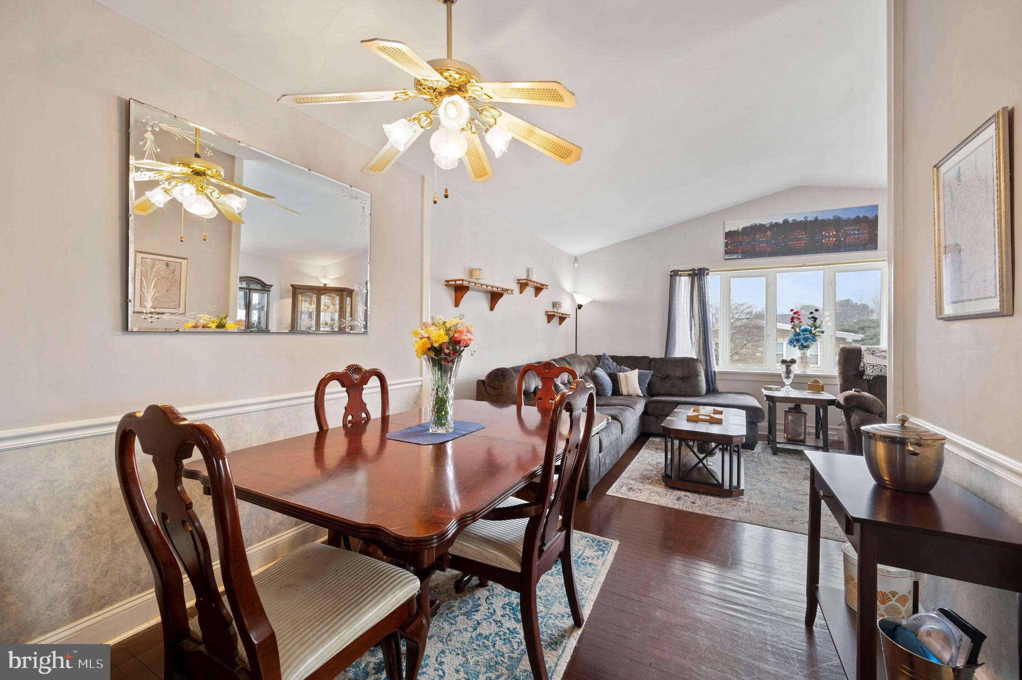 805 Charette Road Philadelphia, PA 19115 - Photo 5 of 15