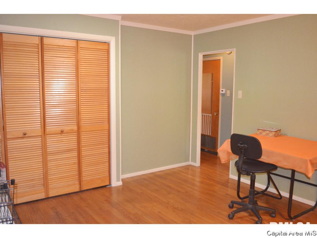 213 Circle Drive Springfield, IL 62703 - Photo 22 of 36 Gallery Image 22
