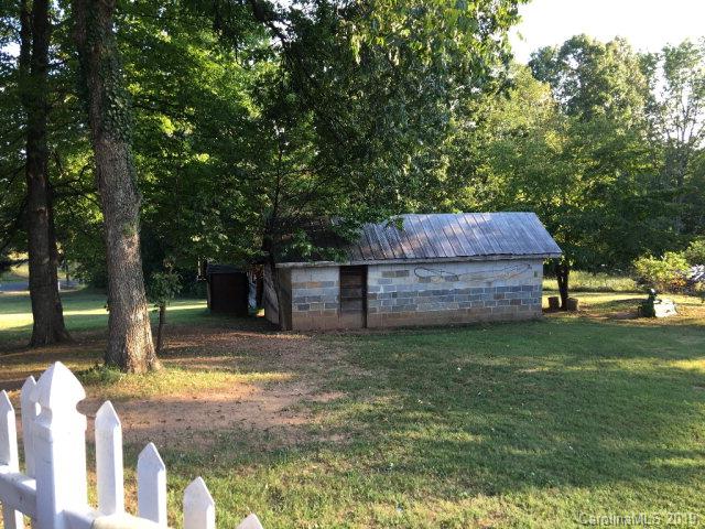 820 Stacy Hill Road Marion, NC 28752 - Photo 12 of 33 Gallery Image 12