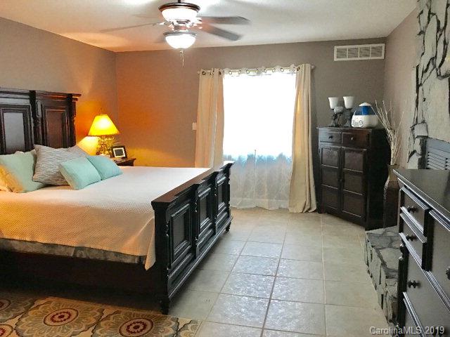 820 Stacy Hill Road Marion, NC 28752 - Photo 25 of 33 Gallery Image 25