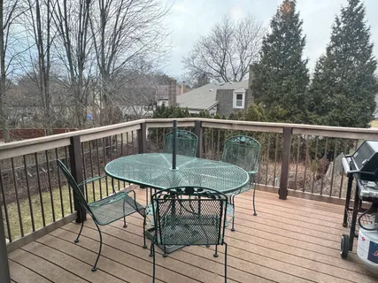 $559,000 | 15 Newtown Court East, Buffalo Grove, IL 60089