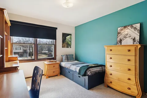 $559,000 | 15 Newtown Court East, Buffalo Grove, IL 60089