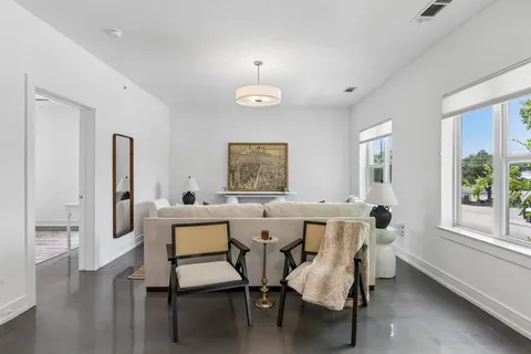 $450,000 | 5710 McCommas Boulevard, Unit 101, Dallas, TX 75206