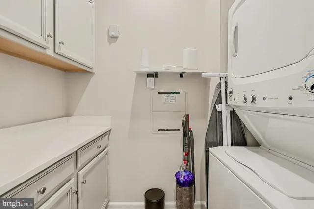 $408,000 | 7913 Independence Drive, Spotsylvania, VA 22553