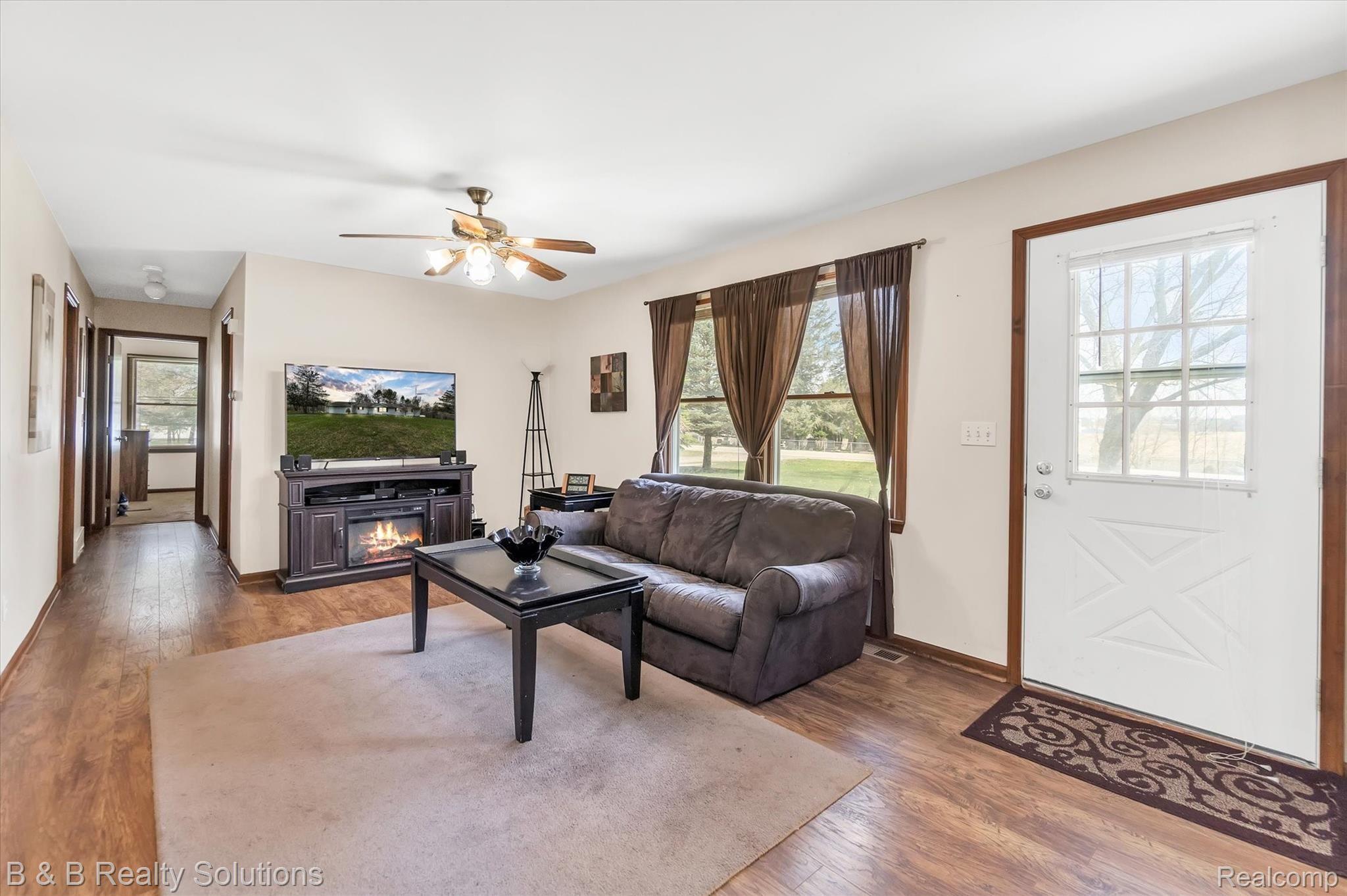 2945 German Road Columbiaville, MI 48421 - Photo 6 of 27 07-2945-German-Rd-WindowStill-Real-Estate-Photography-7.jpg
