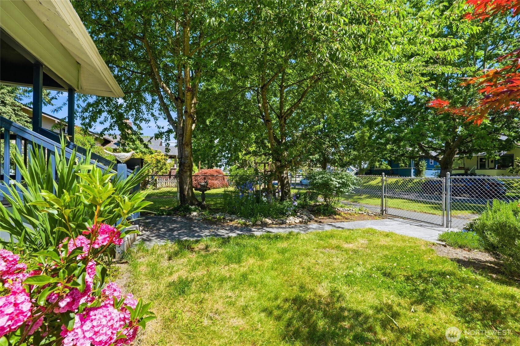 2312 Baker Avenue Everett, WA 98201 - Photo 30 of 37