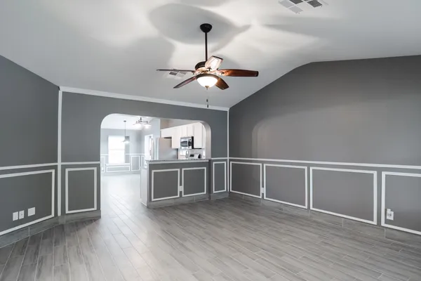 $2,300 | 692 Scheel, Kyle, TX 78640