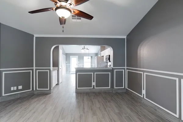 $2,300 | 692 Scheel, Kyle, TX 78640