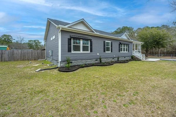 $450,000 | 164 Albacore Road, Bonneau, SC 29431