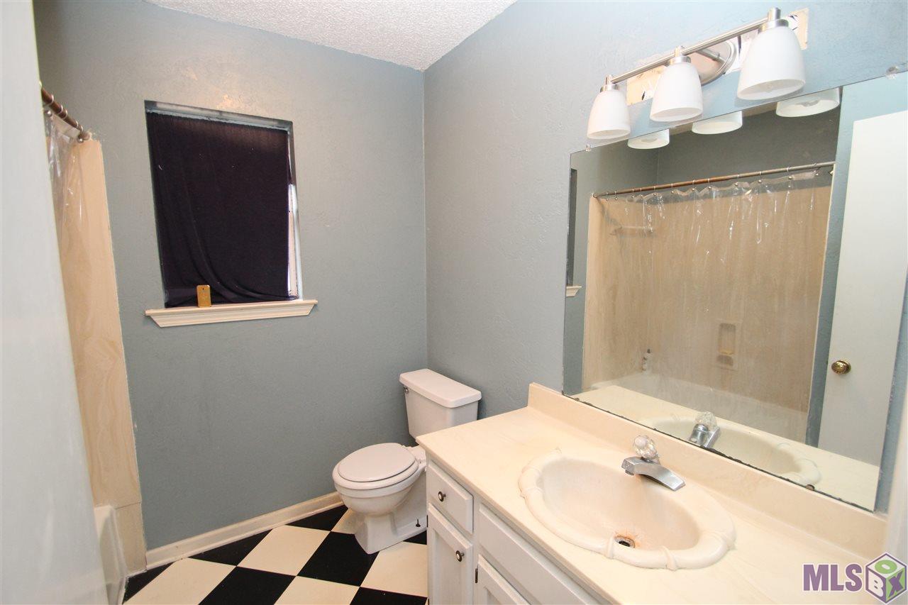 15387 Springwood Avenue Baton Rouge, LA 70817 - Photo 15 of 16 Gallery Image 15