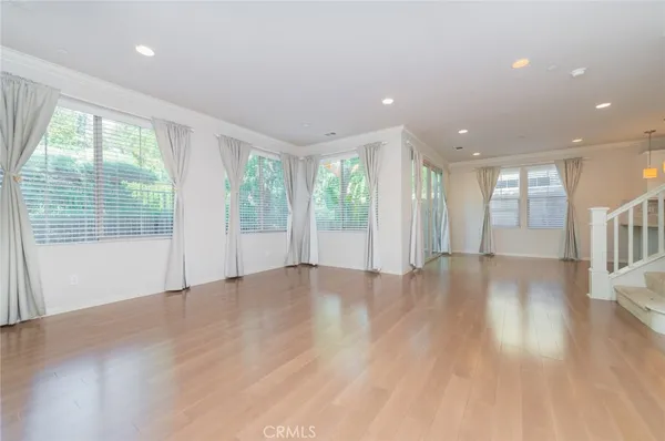 $5,000 | 183 Bright Poppy, Irvine, CA 92618