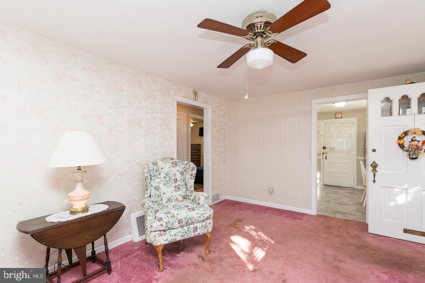 628 North Eagle Road Havertown, PA 19083 - Photo 12 of 36